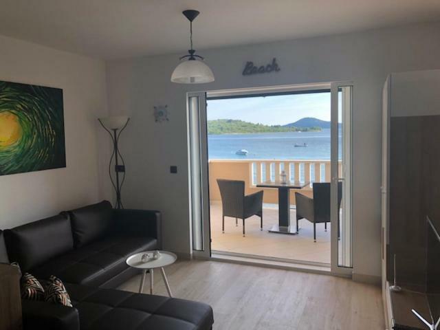 Apartmani Irina Vodice Exterior photo